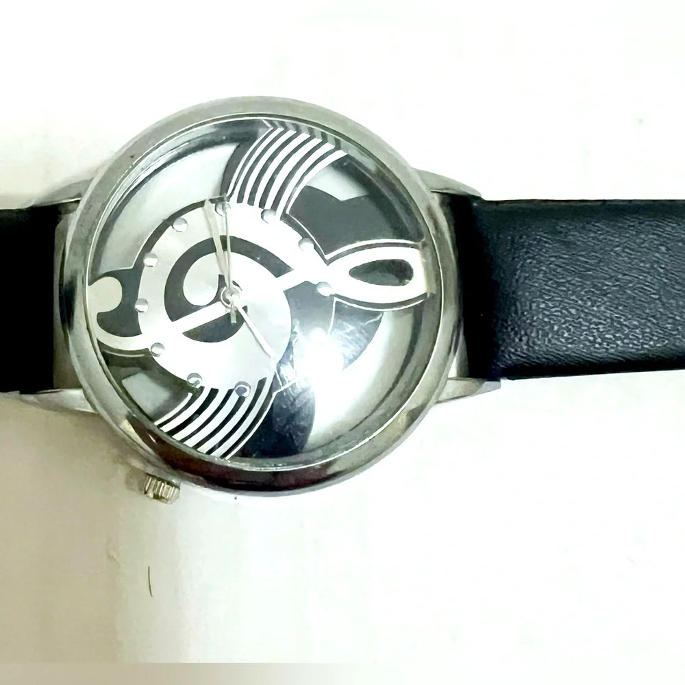 New Vintage Music Treble Clef ladies watch